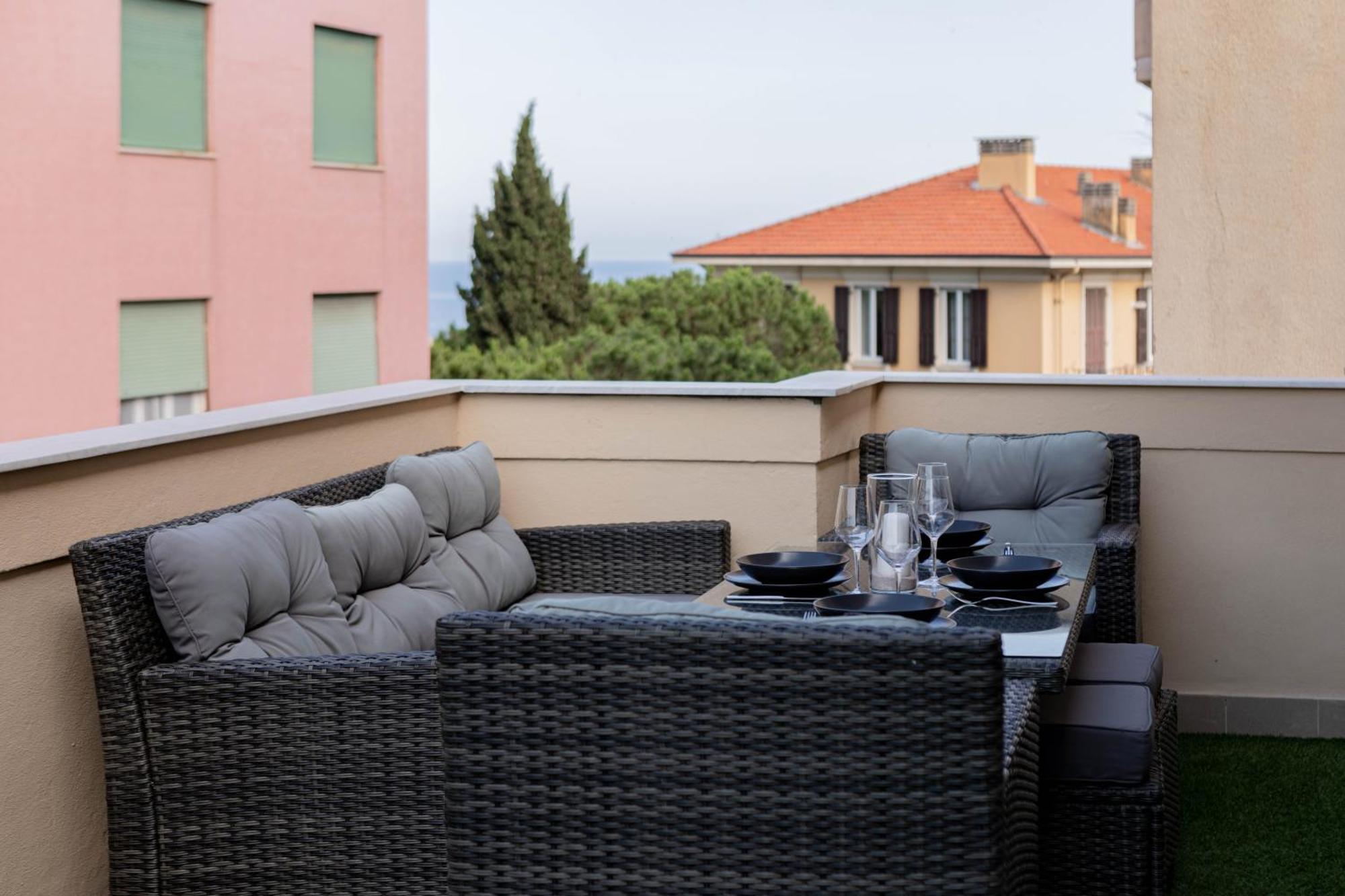 Апартаменты H11 Luxury Sanremo Centro - Elegante - Casino Экстерьер фото